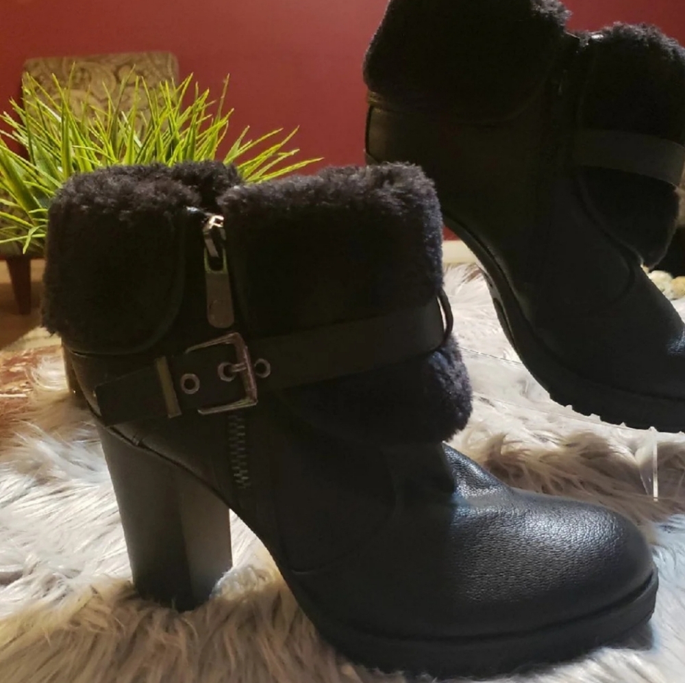 Quess Boots